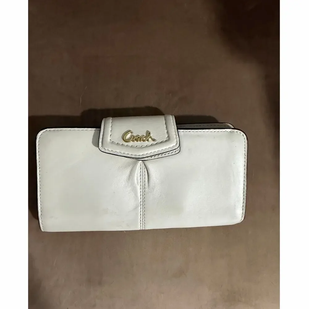 Coach Wallet Bundle - Picture 2 of 7